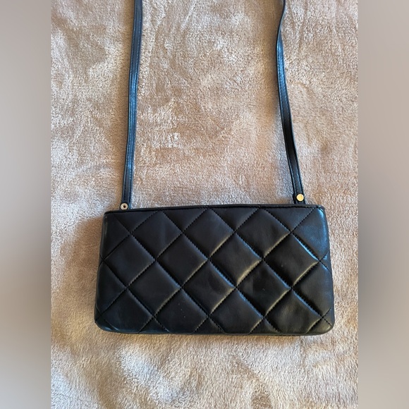 Michael Kors Black Quilted Shoulder Bag Purse - Picture 3 of 8